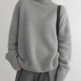 Amaya | Luxe Cashmere Turtleneck Sweater