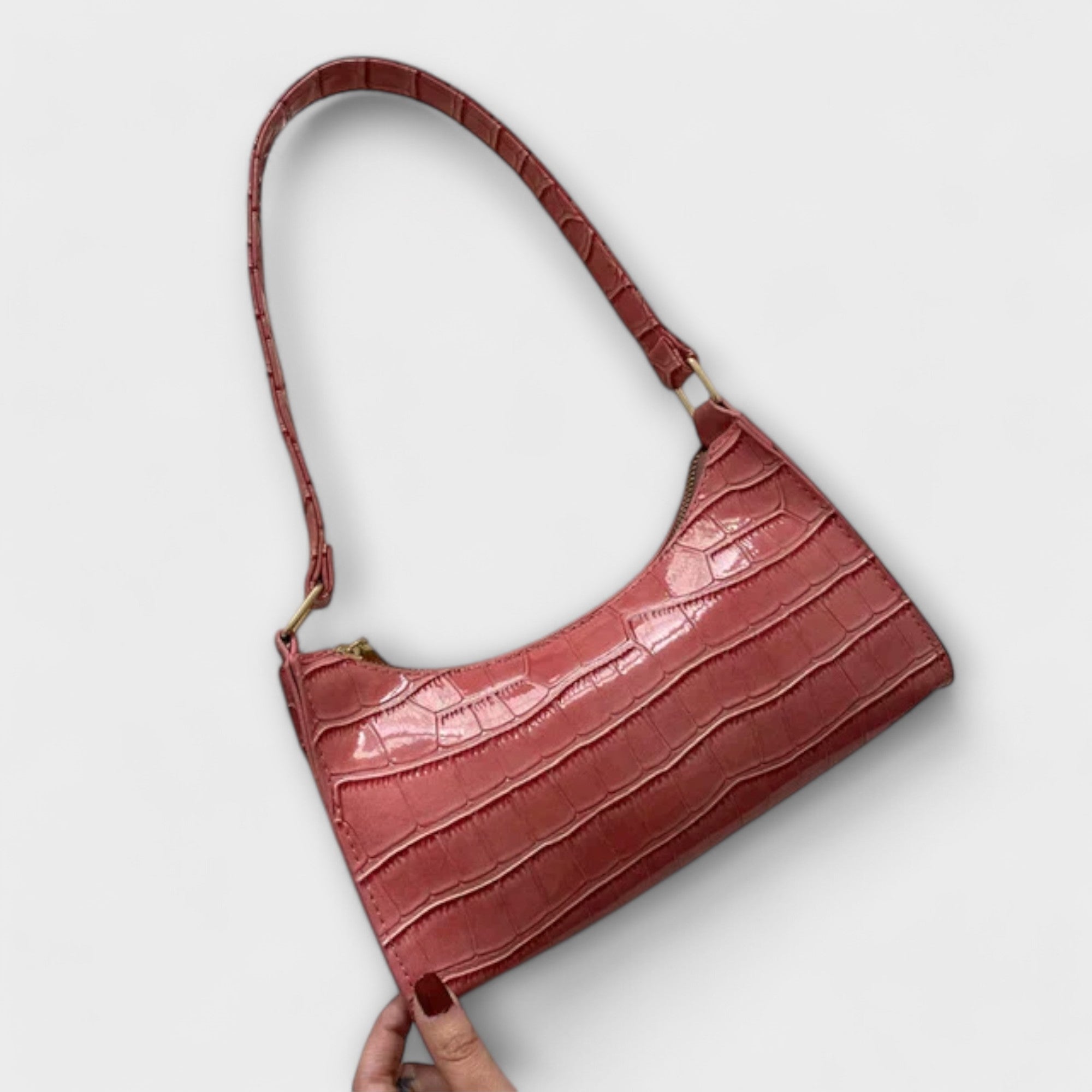 Oona Borsa