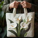Borsa artigianale trapuntata con calle bianche
